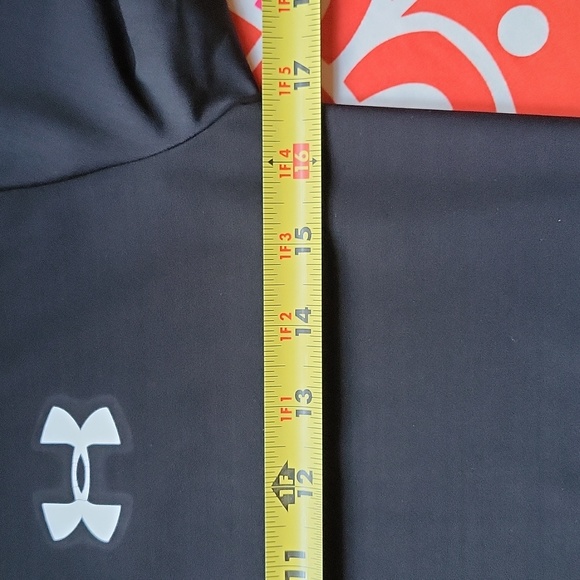 Men's Under Armour heat gear shirt - Picture 6 of 7